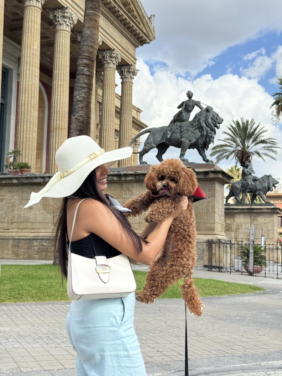 Gaby and Cotufa at a European monument
